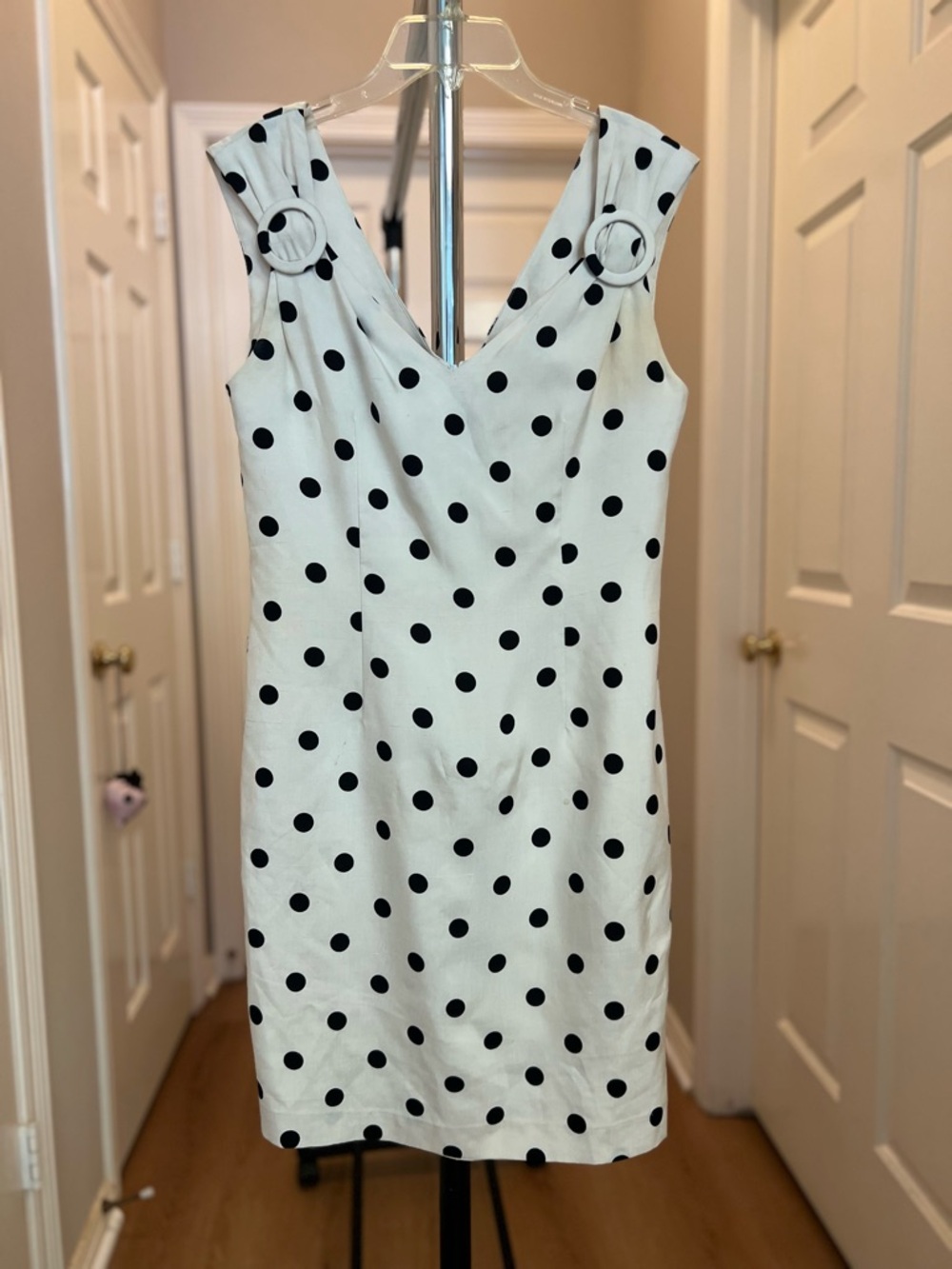 Vintage - Bloomingdale White Mini Dress with Black Polka Dots and Ring Shoulder